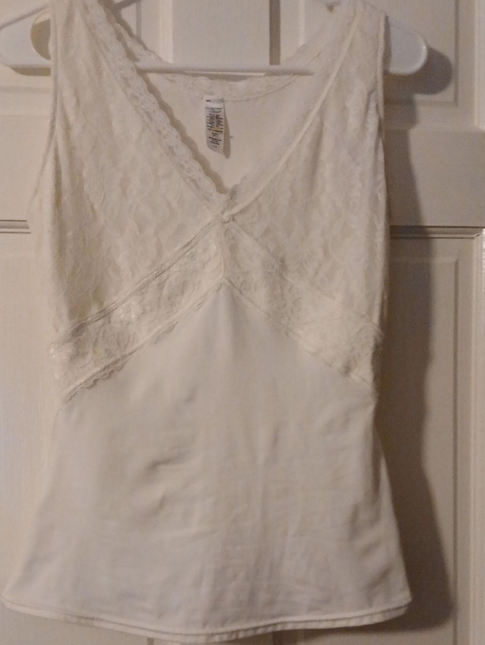 Flextees Ivory Lace Trim V-Neck Camisole